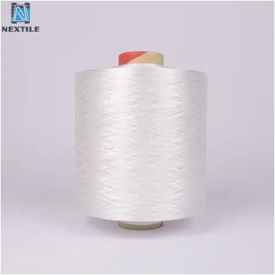 لماذا يعتبر النايلون خيارًا شائعًا للملابس الخارجية والملابس الرياضية