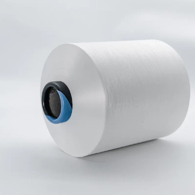 الخصائص الرئيسية لخيوط خيوط البوليستر المعاد تدويرها للتصنيع المستدام